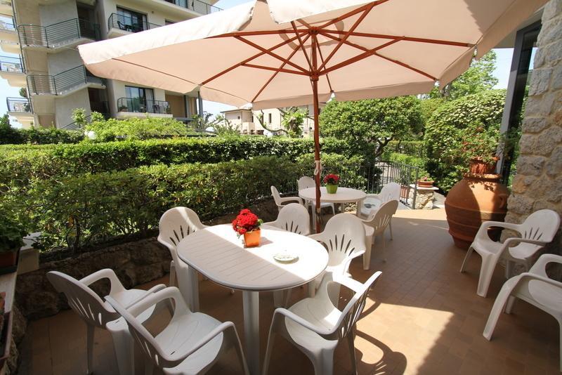 Hotel Montecarlo Lido di Camaiore Szoba fotó