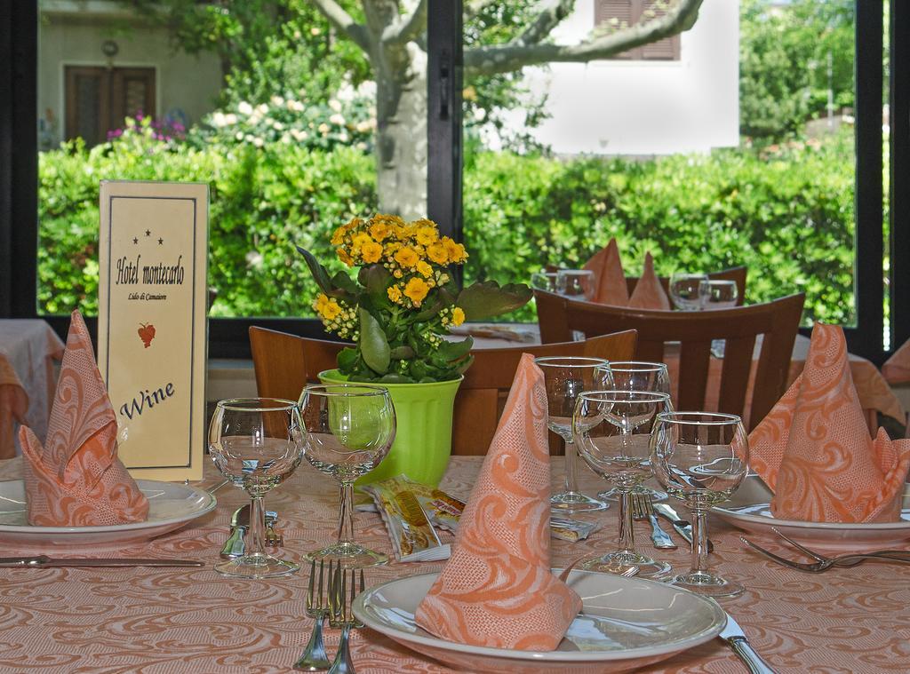Hotel Montecarlo Lido di Camaiore Kültér fotó