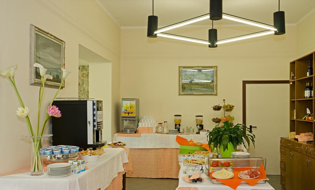 Hotel Montecarlo Lido di Camaiore Kültér fotó
